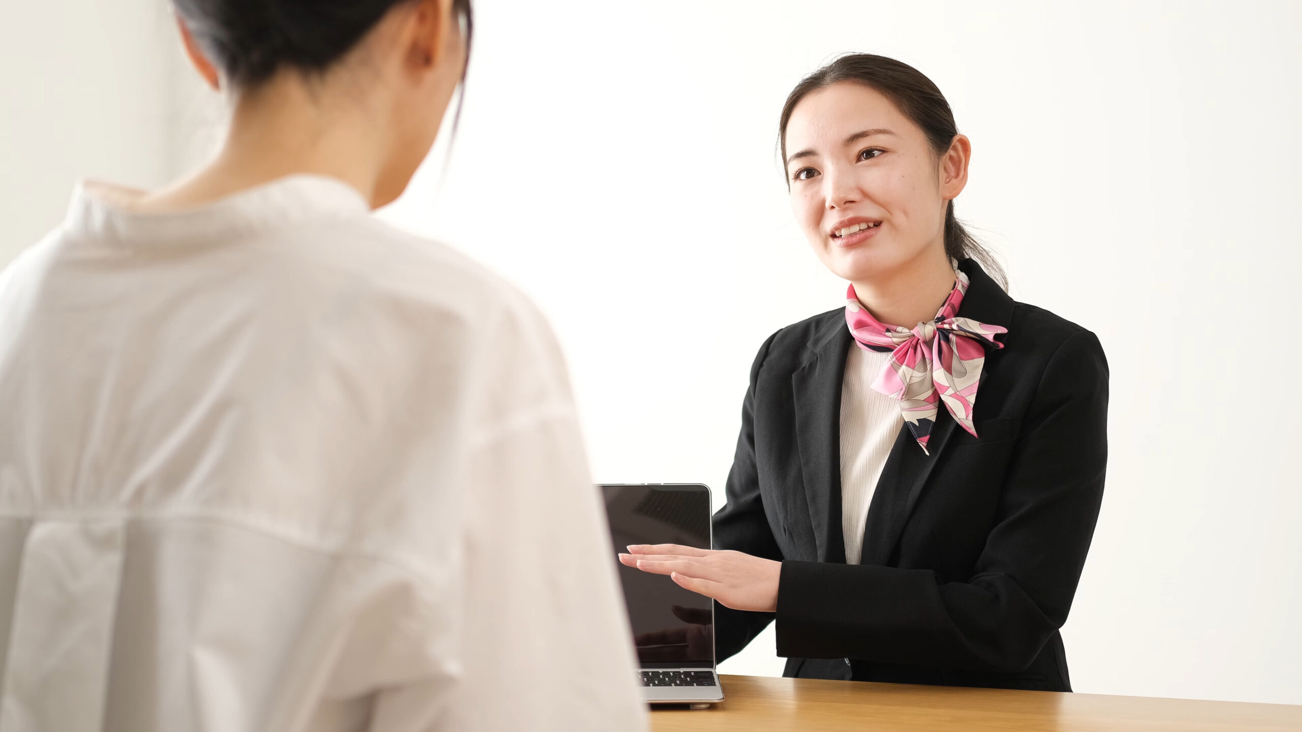 家族葬のそうえん【公式】 | 東京都日野、町田の葬儀社 | 多摩地区クチコミ評価No.1 | 親の葬儀代は誰が払う？知っておくべきポイント